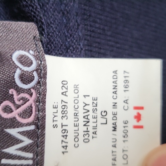 Classic Dark Navy Blue Short Sleeve Top – Stylish & Perfect for Any Occasion - Picture 2 of 5